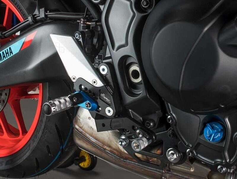 Pedane Regolabili R Version per Yamaha Naturale